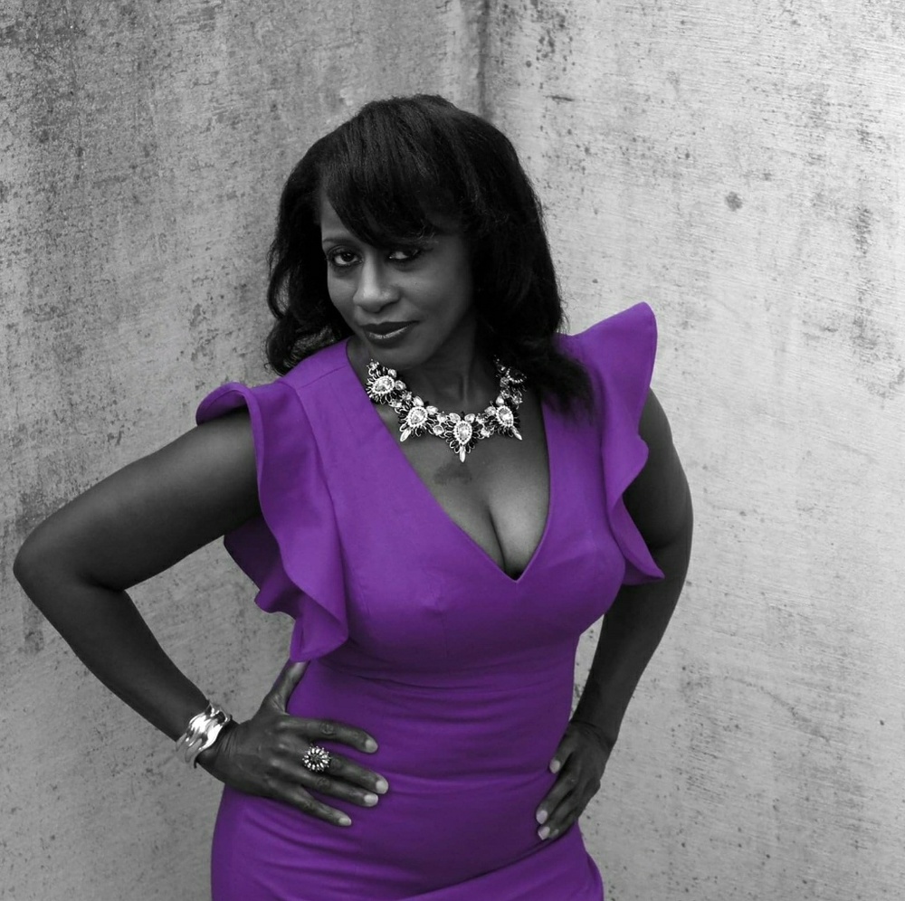 Meet your Posher, Velvet